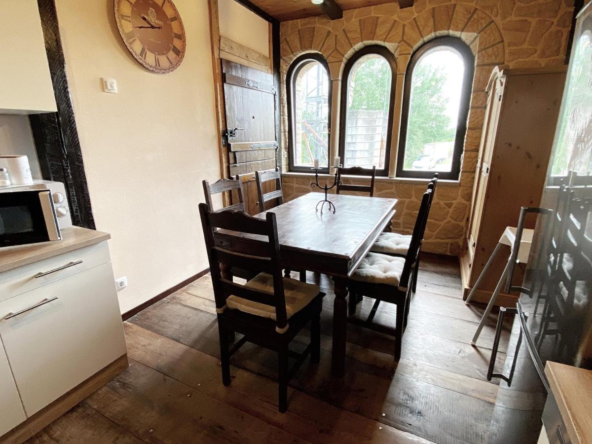Ferienwohnung Wachstube Mit 3 Schlafraeumen Im Rittergut Leppersdorf Wachau Екстер'єр фото